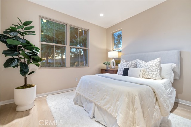 Detail Gallery Image 12 of 24 For 21 Deergrass, Irvine,  CA 92618 - 4 Beds | 3 Baths