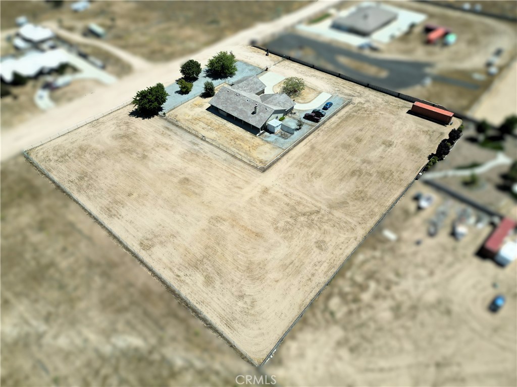 https://media.crmls.org/medias/931abef1-615f-40ad-9cd6-f4230e18d454.jpg?preset=X-Large