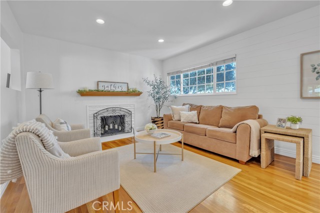 Detail Gallery Image 10 of 23 For 3220 Ostrom, Long Beach,  CA 90808 - 3 Beds | 2 Baths