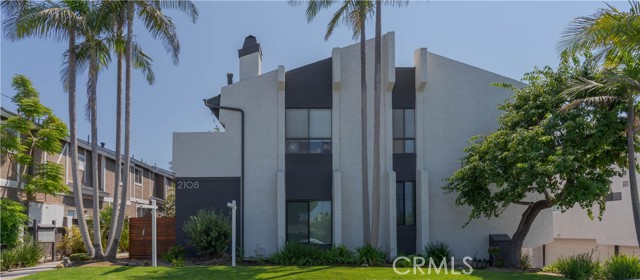 2108 Rockefeller Lane, Redondo Beach, California 90278, 2 Bedrooms Bedrooms, ,3 BathroomsBathrooms,Residential,Sold,Rockefeller,PW21165065