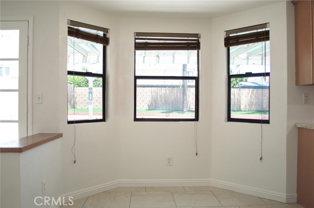 15068 Christina Court, Lake Elsinore CA: https://media.crmls.org/medias/931c7d5c-6f2f-4538-a1e2-c0301d7c2c8a.jpg
