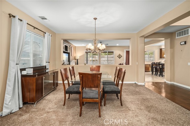 7116 W Avenue L4, Lancaster CA: https://media.crmls.org/medias/931d11dc-b7d2-443d-95e7-379ee4f51cb5.jpg