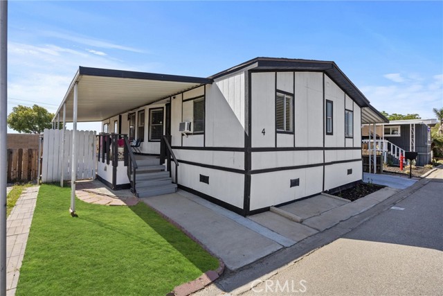 Detail Gallery Image 3 of 40 For 4 Dogwood Ln, Bakersfield,  CA 93308 - 3 Beds | 2 Baths