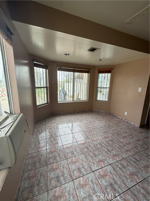 Detail Gallery Image 10 of 24 For 11497 2nd Avenue, Hesperia,  CA 92345 - 3 Beds | 2 Baths