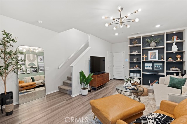 Detail Gallery Image 5 of 36 For 1752 Cayton Loop, West Covina,  CA 91790 - 3 Beds | 3 Baths