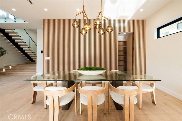 1721 Oak Avenue, Manhattan Beach CA: https://media.crmls.org/medias/931ebfae-bc9b-4978-9282-4dd00e71d2e4.jpg