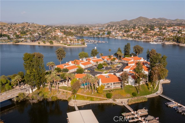Detail Gallery Image 33 of 47 For 22164 Treasure Island Dr #20,  Canyon Lake,  CA 92587 - 2 Beds | 2 Baths
