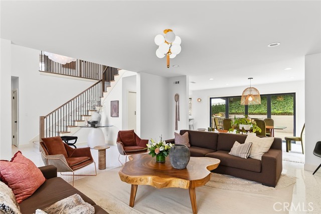 6360 E Vera Crest Drive, Long Beach CA: https://media.crmls.org/medias/93206527-8a05-4e5e-8895-022f68afe90d.jpg