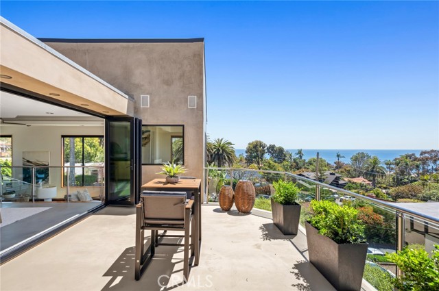 Detail Gallery Image 11 of 31 For 31532 Valido Rd, Laguna Beach,  CA 92651 - 4 Beds | 4/1 Baths