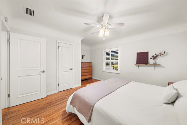 Detail Gallery Image 5 of 22 For 2480 Oregon Avenue, Long Beach,  CA 90806 - 3 Beds | 1 Baths