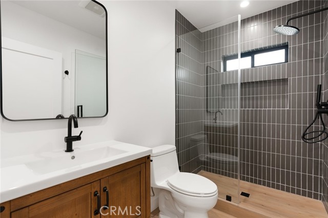Detail Gallery Image 36 of 38 For 8334 Winsford Ave, Los Angeles,  CA 90045 - 5 Beds | 4 Baths