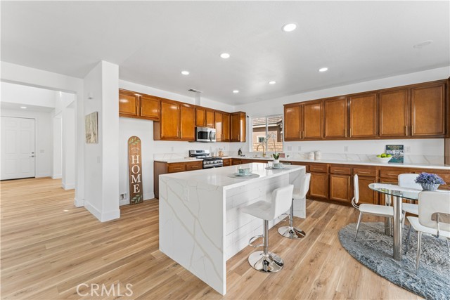 Detail Gallery Image 24 of 69 For 37920 Pisces Cir, Palmdale,  CA 93552 - 5 Beds | 4 Baths