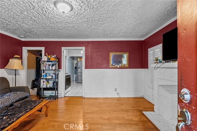 Detail Gallery Image 6 of 40 For 943 W 65th St, Los Angeles,  CA 90044 - 7 Beds | 4 Baths