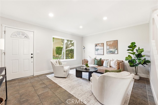 Detail Gallery Image 6 of 33 For 11960 Gloxinia, Fountain Valley,  CA 92708 - 2 Beds | 1/1 Baths