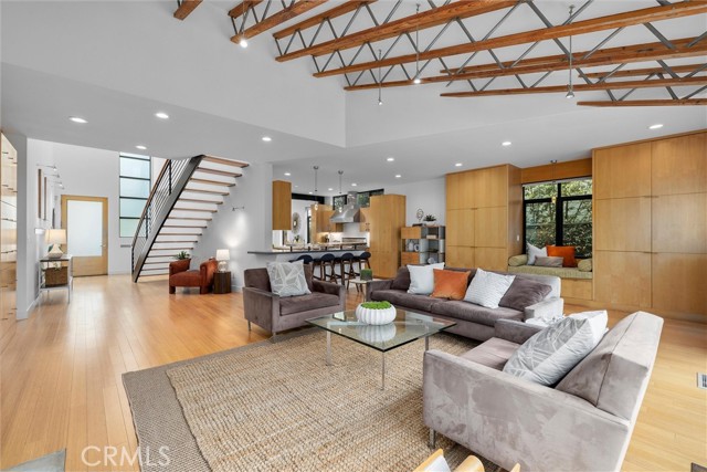 Detail Gallery Image 4 of 51 For 1635 19th St, Manhattan Beach,  CA 90266 - 6 Beds | 4 Baths
