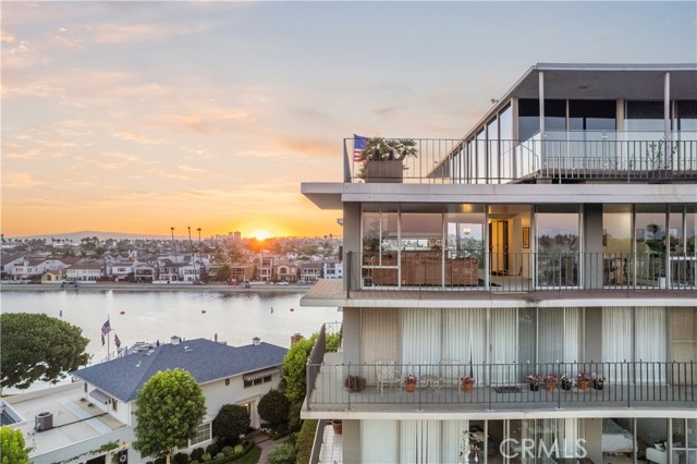 5400 The Toledo, Long Beach CA: https://media.crmls.org/medias/9323b71a-f1aa-436d-bae9-b2bfff274b9a.jpg