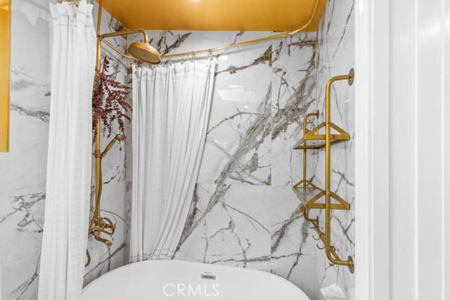 Detail Gallery Image 24 of 35 For 5201 Sale Ave, Woodland Hills,  CA 91364 - 3 Beds | 2 Baths