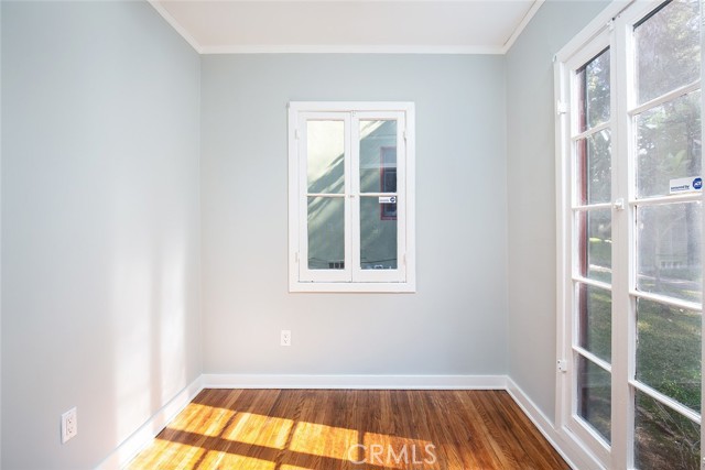 455 E Sacramento Street, Altadena CA: https://media.crmls.org/medias/93251418-391a-48ab-af4d-5f356237f1f1.jpg