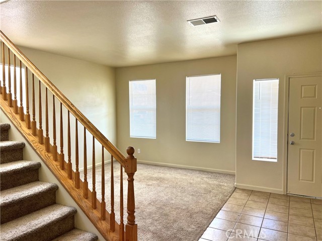 1343 Riverside Court, Merced CA: https://media.crmls.org/medias/93251b59-a198-4a45-a5f8-67c35d0fb6c1.jpg