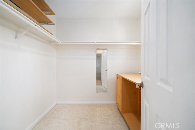 Detail Gallery Image 16 of 34 For 10900 San Leon Ave, Fountain Valley,  CA 92708 - 4 Beds | 2/1 Baths