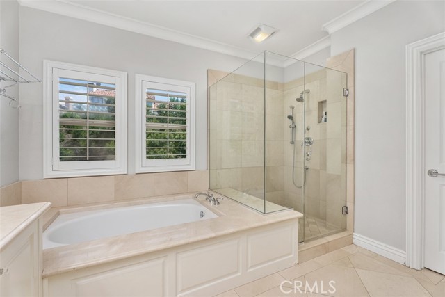 19256 Jasper Hill Road, Lake Forest CA: https://media.crmls.org/medias/93258400-6ada-4a93-9177-731f86d12dbc.jpg