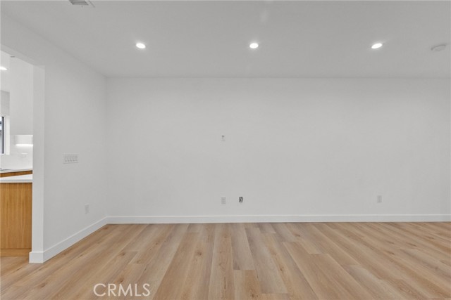 Detail Gallery Image 26 of 38 For 5730 Stansbury Ave, Van Nuys,  CA 91401 - 3 Beds | 2 Baths