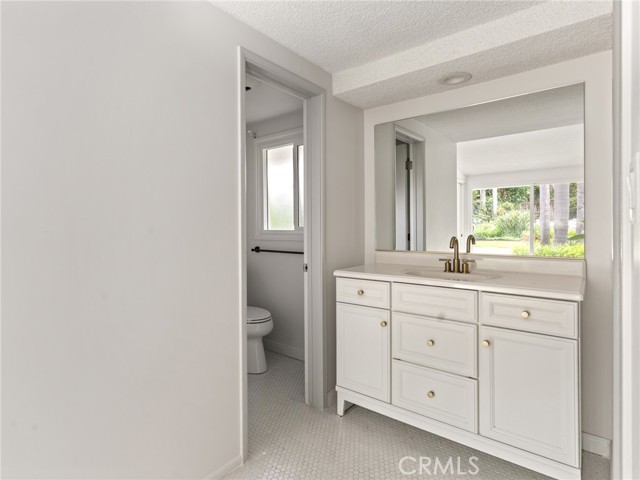 Detail Gallery Image 11 of 26 For 2640 via Anacapa, Palos Verdes Estates,  CA 90274 - 4 Beds | 2 Baths