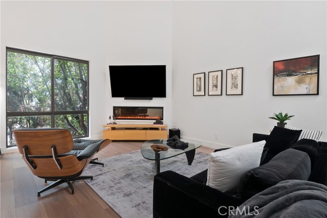 Detail Gallery Image 5 of 51 For 13331 Moorpark St #315,  Sherman Oaks,  CA 91423 - 2 Beds | 2 Baths