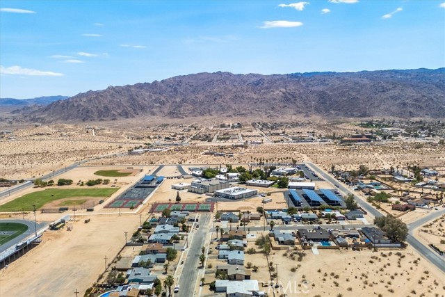 Detail Gallery Image 34 of 34 For 5930 Rose Ellen Ave, Twentynine Palms,  CA 92277 - 3 Beds | 2 Baths
