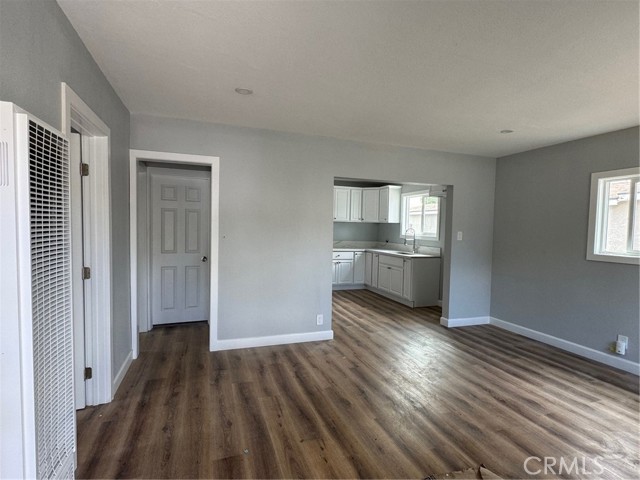 Detail Gallery Image 2 of 32 For 15314 S White Ave, Compton,  CA 90221 - 2 Beds | 1 Baths