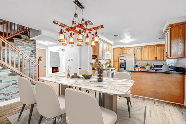 Front Image Thumbnail for CROC25254692