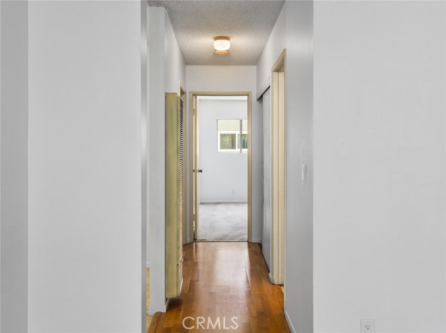 4919 Indian Wood Road, Culver City CA: https://media.crmls.org/medias/93289220-2e51-4250-8b0c-04b07cf93000.jpg