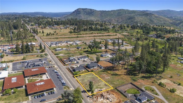 6588 Pentz Road, Paradise CA: https://media.crmls.org/medias/9328a544-29dd-46bd-92f8-d92f68195b54.jpg