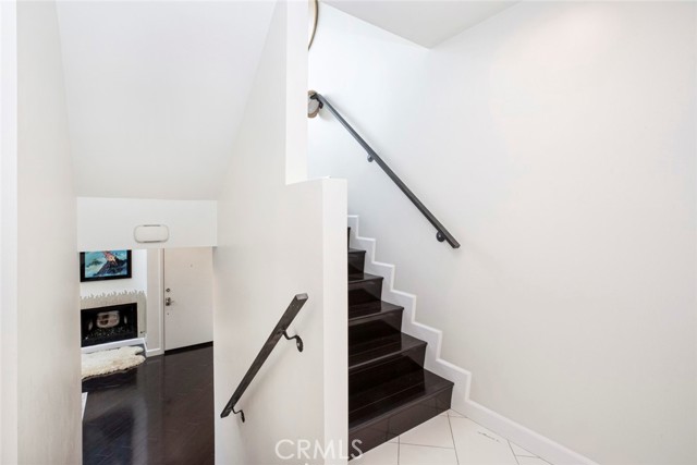 Detail Gallery Image 11 of 28 For 5456 Hermitage Ave #8,  Valley Village,  CA 91607 - 2 Beds | 2 Baths