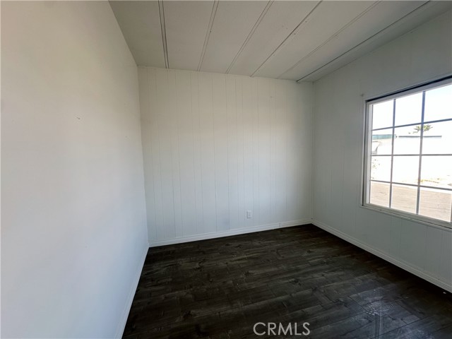 Image 10 of 32 For 1150 Kirby Street 72