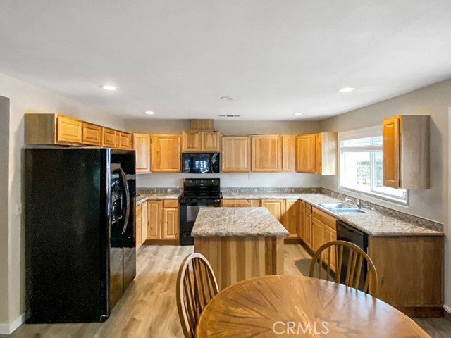 Detail Gallery Image 12 of 34 For 907 Ball Mountain Little Shasta, Montague,  CA 96064 - 6 Beds | 4 Baths