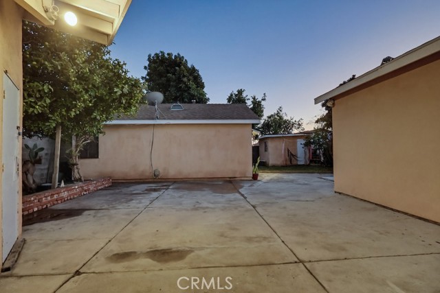4322 W 105th Street, Inglewood CA: https://media.crmls.org/medias/932a935c-f670-4d6f-8ef2-884108d90097.jpg