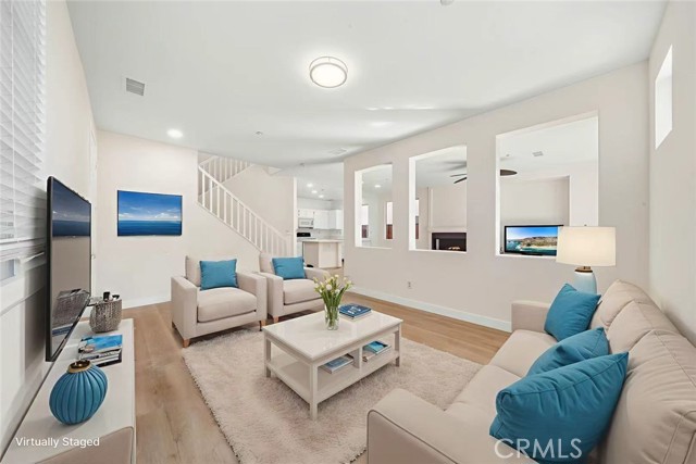 Detail Gallery Image 4 of 29 For 4539 Rivergate Court, Riverside,  CA 92505 - 4 Beds | 2/1 Baths