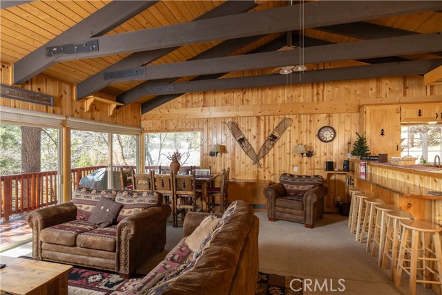 43897 Yosemite Drive, Big Bear Lake CA: https://media.crmls.org/medias/932b941e-9858-4d02-81bc-91ec23f8e712.jpg
