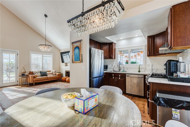 Detail Gallery Image 13 of 46 For 9799 Balaton, Rancho Cucamonga,  CA 91737 - 3 Beds | 2 Baths