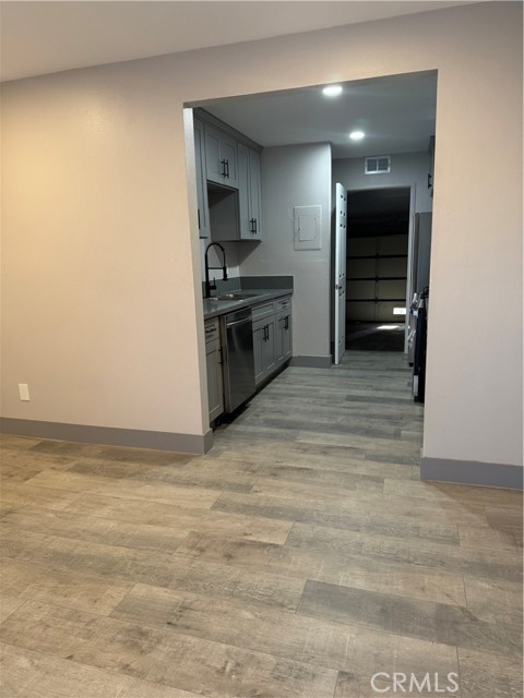 Detail Gallery Image 22 of 48 For 7445 Laurelgrove Ave #2,  North Hollywood,  CA 91605 - 3 Beds | 2 Baths