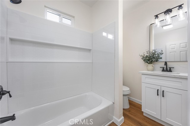 326 Water Street, Bakersfield CA: https://media.crmls.org/medias/932d7035-1619-47bf-959f-d0ec6586976a.jpg