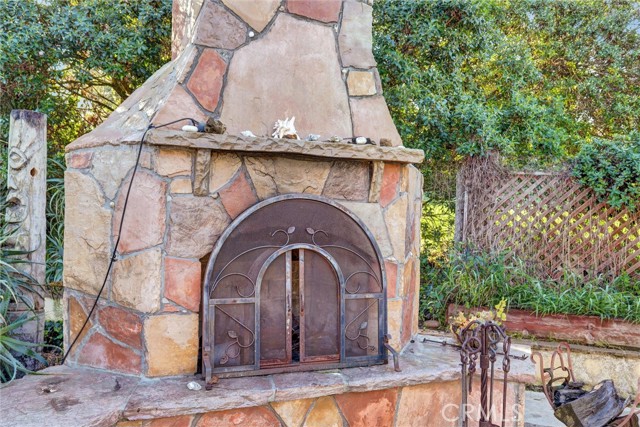 Detail Gallery Image 31 of 45 For 2428 Hutchison St, Vista,  CA 92084 - 3 Beds | 2/1 Baths