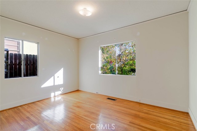 Detail Gallery Image 15 of 25 For 1221 Wesley Ave, Pasadena,  CA 91104 - 3 Beds | 2 Baths