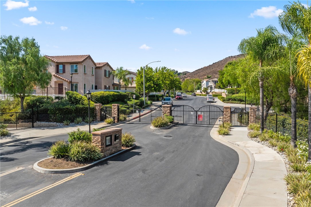 Detail Gallery Image 45 of 54 For 27704 Passion Flower Ct, Murrieta,  CA 92562 - 3 Beds | 2/1 Baths