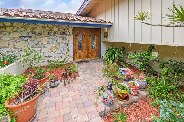 Detail Gallery Image 3 of 47 For 31059 Hawksmoor Dr, Rancho Palos Verdes,  CA 90275 - 5 Beds | 4 Baths