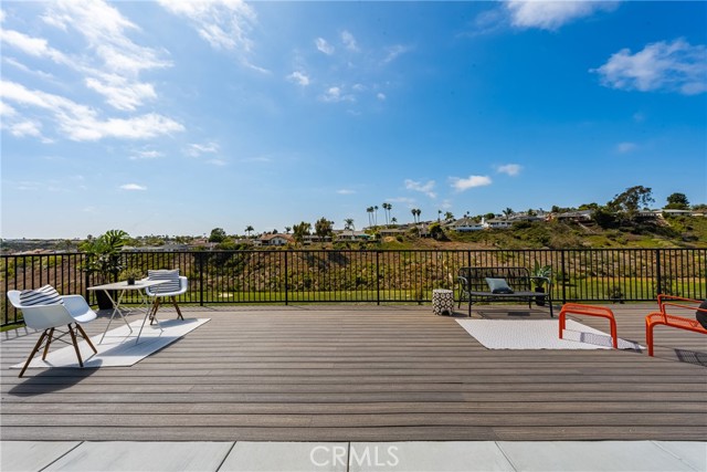 235 Via Ballena, San Clemente CA: https://media.crmls.org/medias/932f096e-a257-497a-bad3-253799f30299.jpg