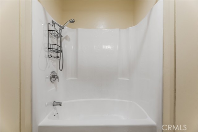 Detail Gallery Image 25 of 33 For 5530 Ackerfield Ave #206,  Long Beach,  CA 90805 - 2 Beds | 1 Baths