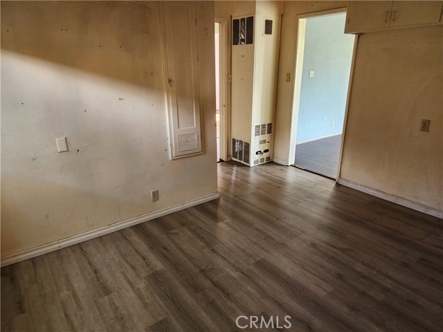 Detail Gallery Image 6 of 22 For 305 S Angeleno Ave, Azusa,  CA 91702 - 2 Beds | 1 Baths