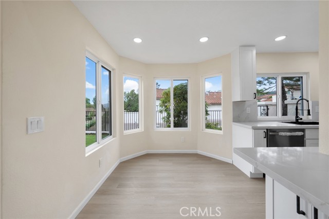 Detail Gallery Image 16 of 38 For 1723 Larkhaven Glen, Escondido,  CA 92026 - 3 Beds | 2 Baths